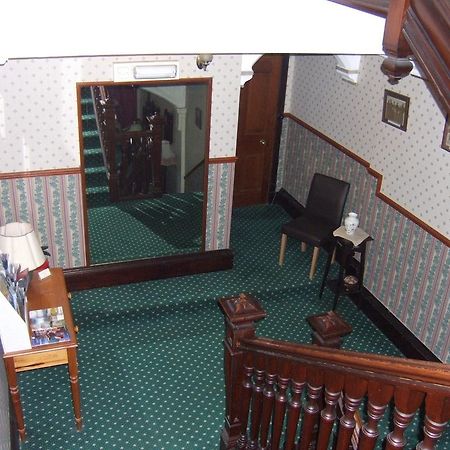 The Richmond Guest House Эр Экстерьер фото
